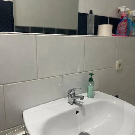 Διαμέρισμα Monteur Xl 170qm 6 *